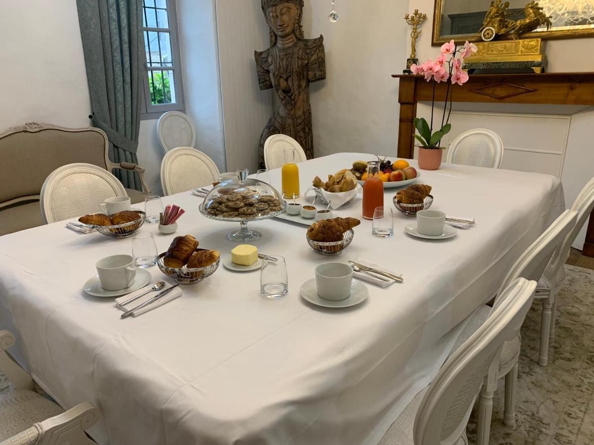 Caylus Domaine De Monplaisir B&B 외부 사진