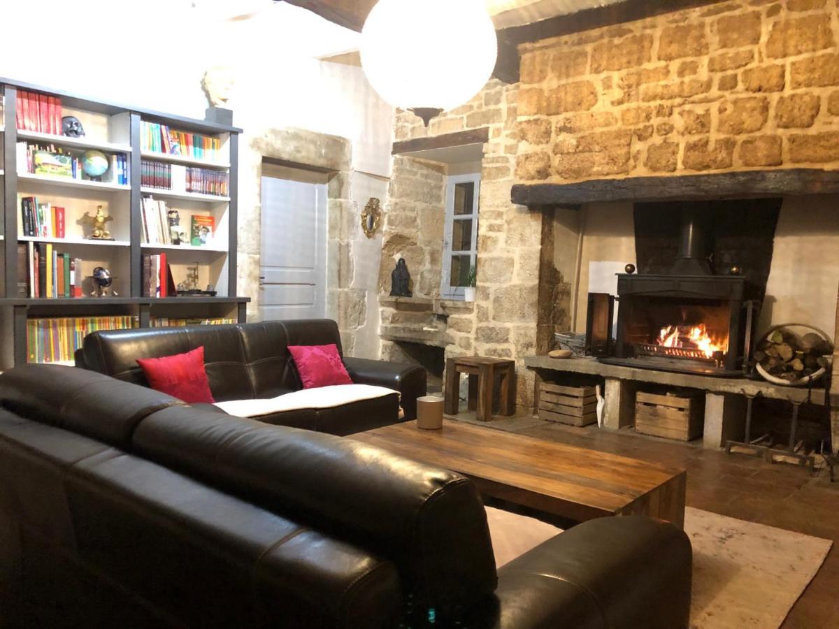 Caylus Domaine De Monplaisir B&B 외부 사진